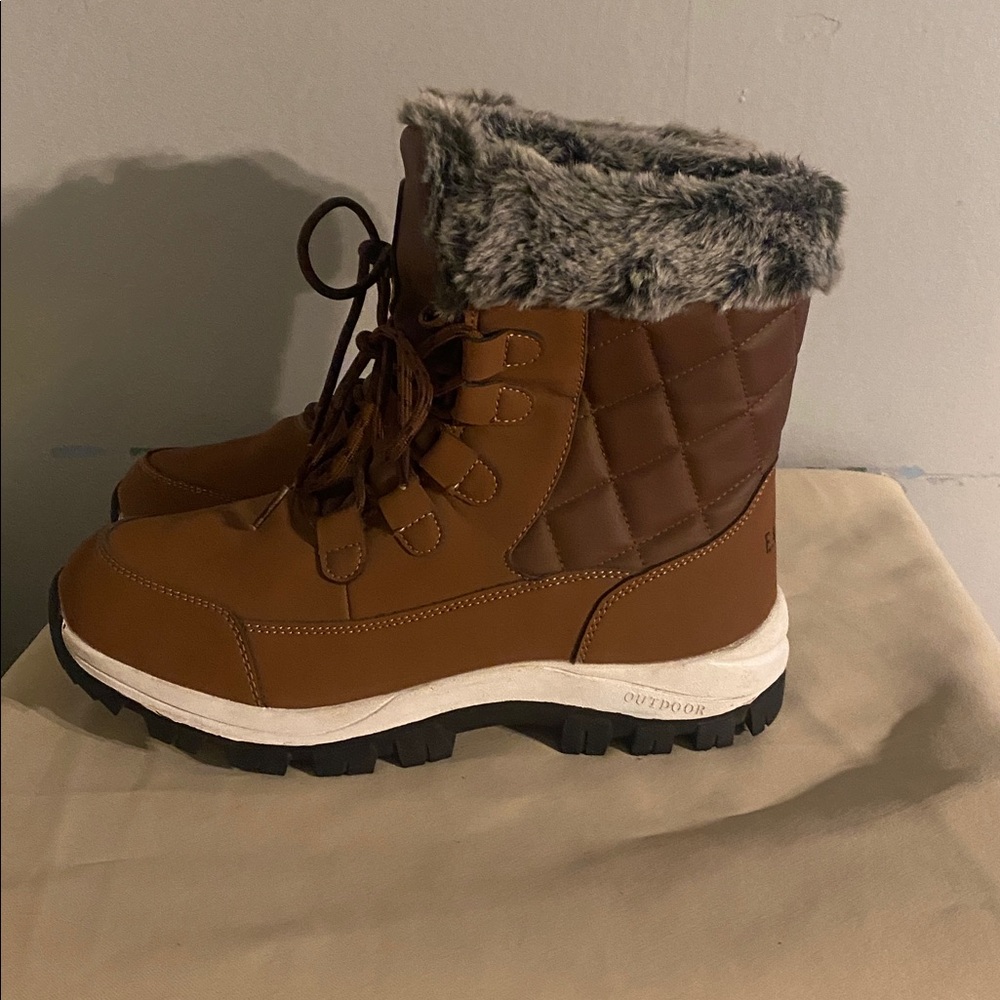 Boots - Picture 2 of 10
